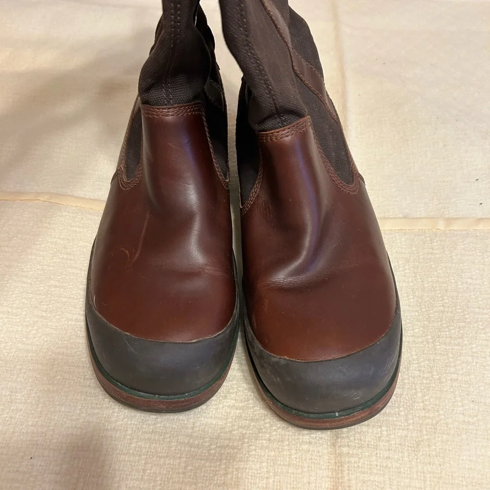 UGG Make an offer!! Men's Dk BrnLeather and Fabric Boots.
